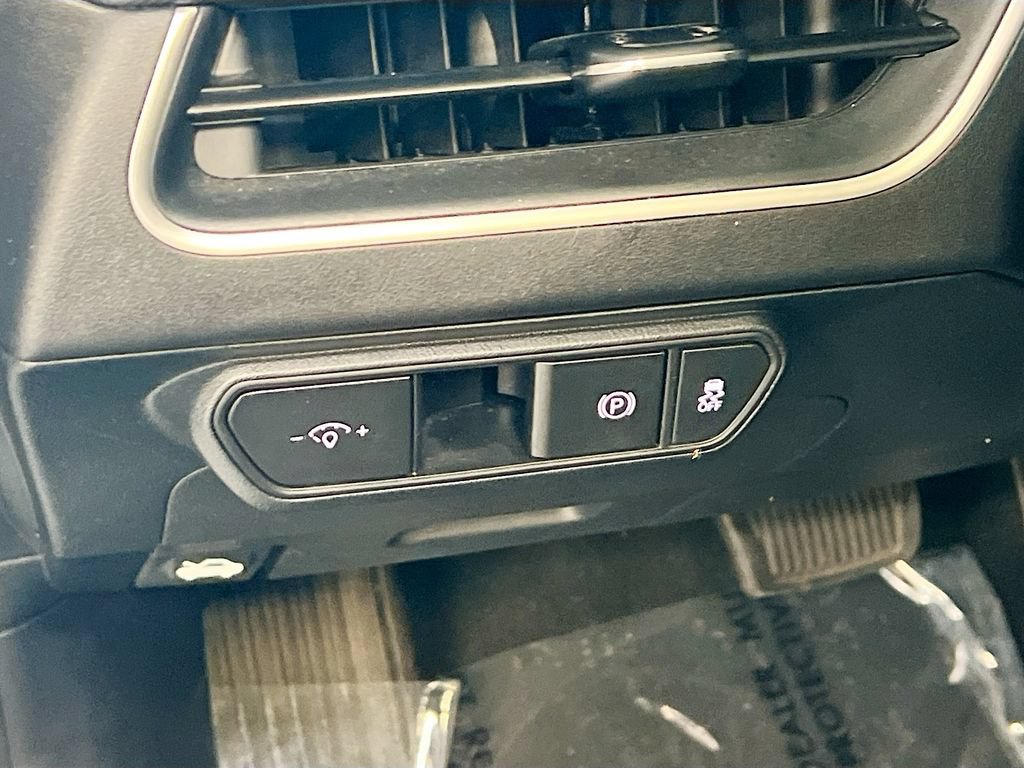 Used 2025 Kia K4 FWD image 10