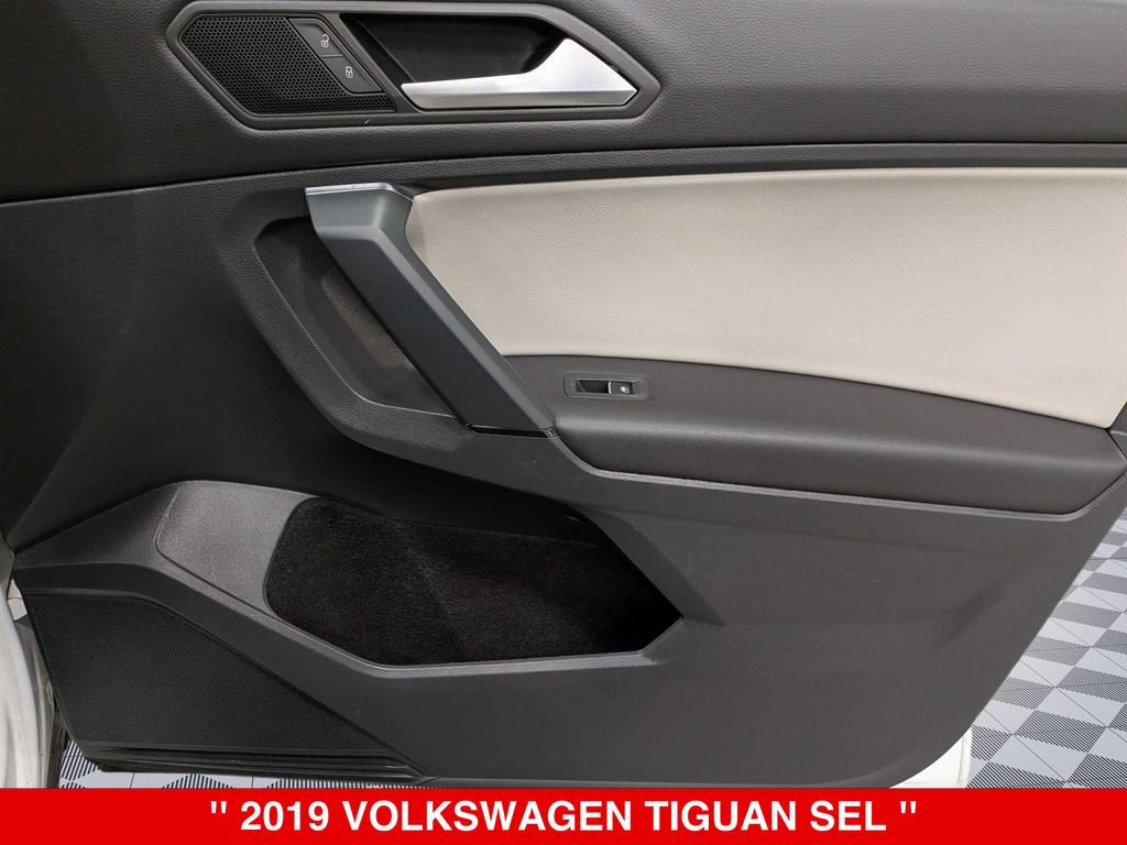 Used 2019 Volkswagen Tiguan SEL AWD/4WD image 35