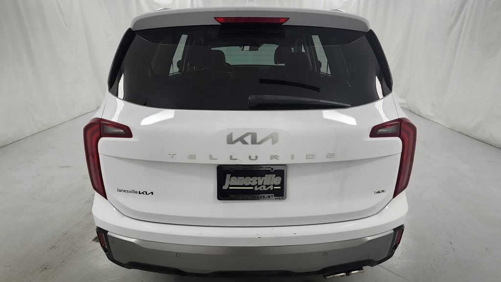 Used 2025 Kia Telluride S AWD/4WD image 4