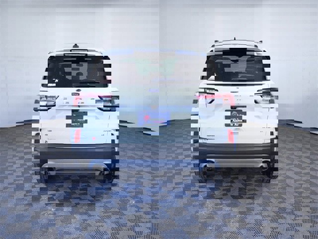 Certified 2022 Ford Escape SE w/ Convenience Package image 7