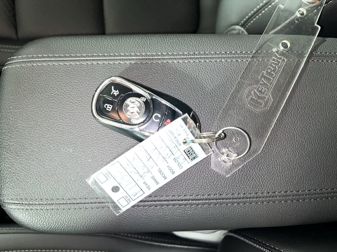 Used 2022 Buick Encore GX Essence FWD image 23