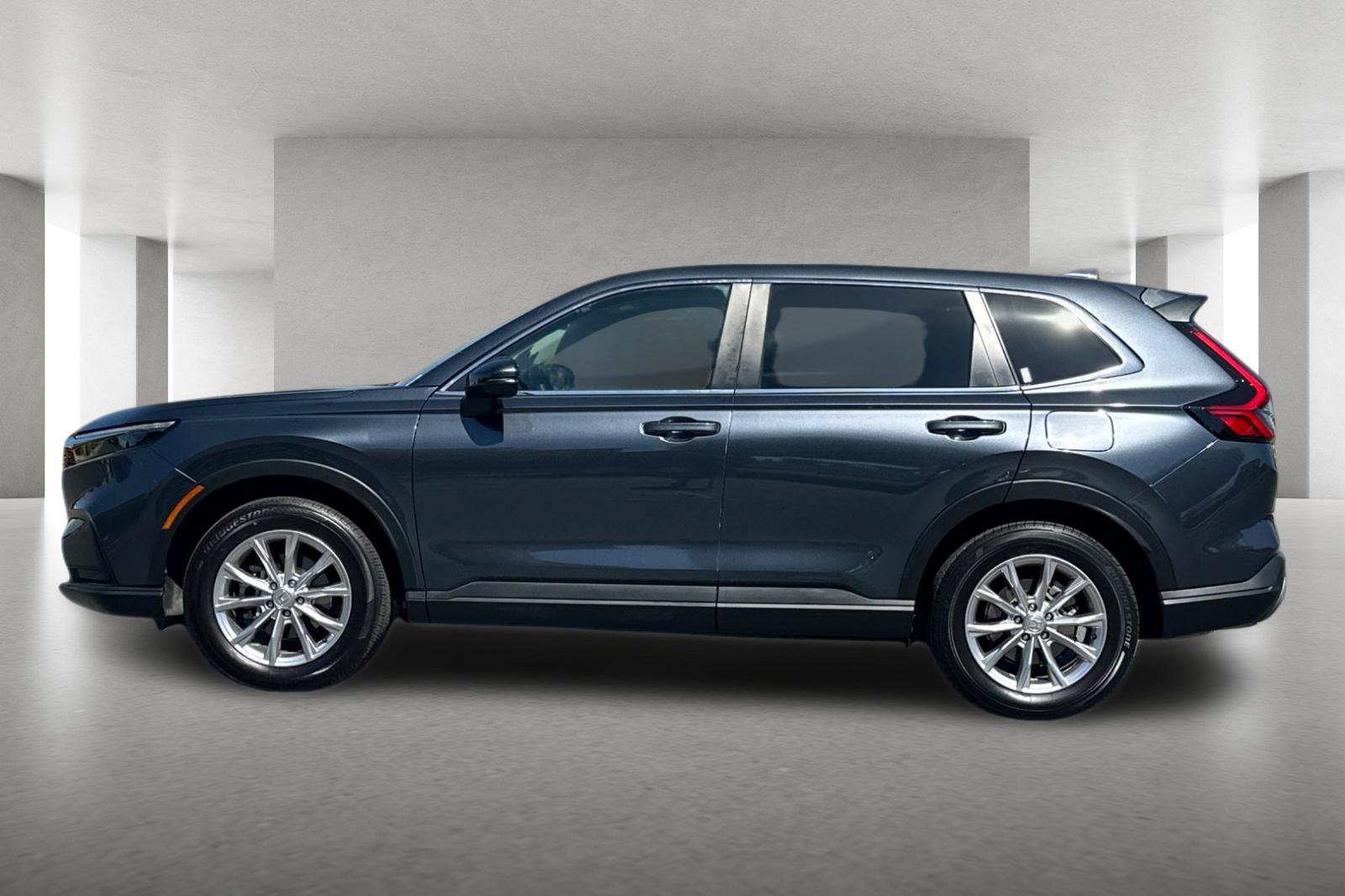 Used 2023 Honda CR-V EX image 7