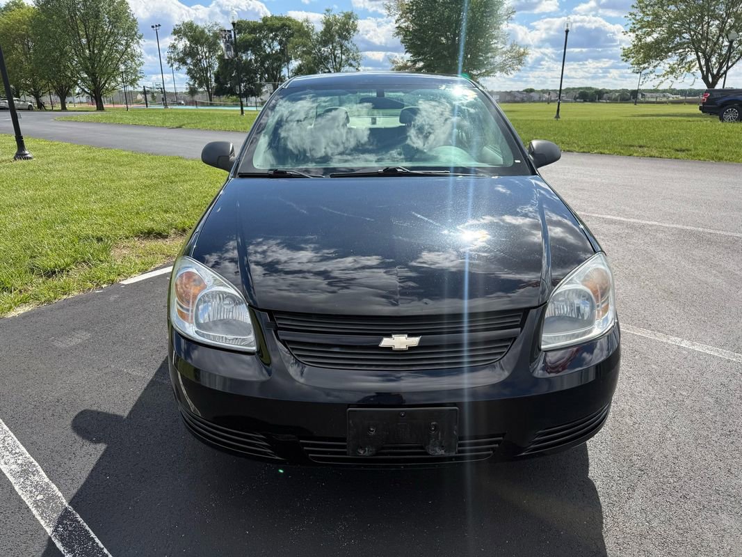 Used 2008 Chevrolet Cobalt LS w/ Protection Package FWD image 2
