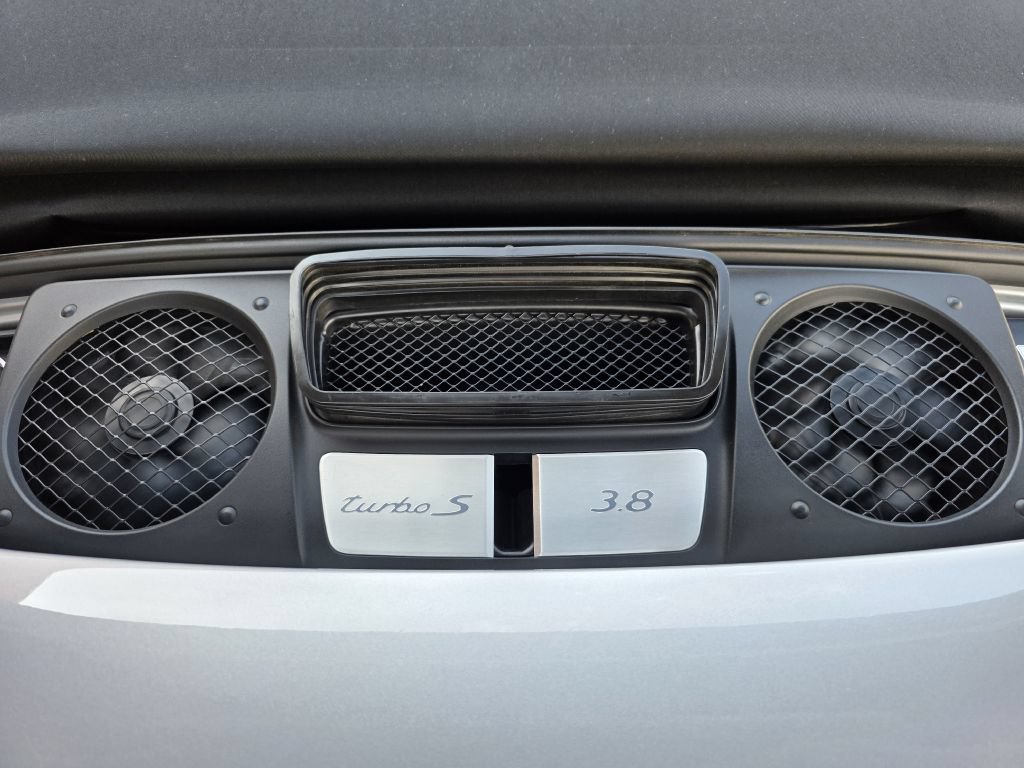 Used 2018 Porsche 911 Turbo S AWD/4WD image 20