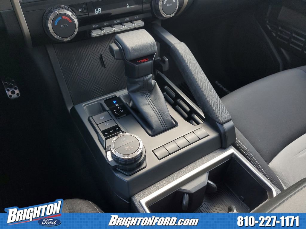 Used 2025 Toyota Tacoma TRD Sport AWD/4WD image 25