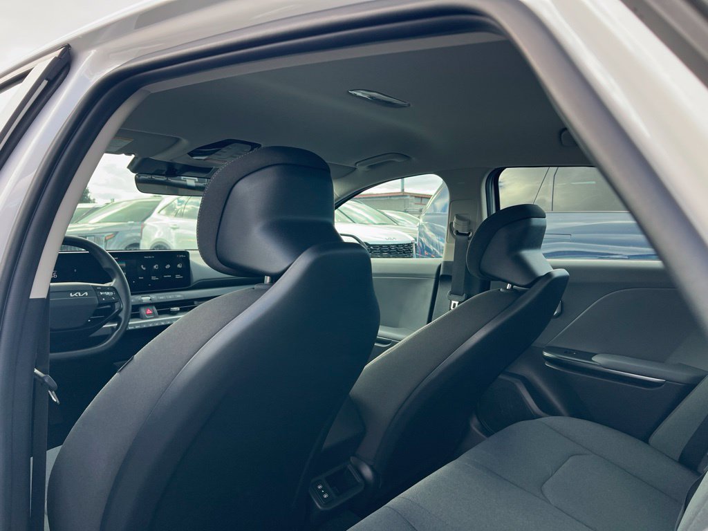 Certified 2025 Kia K4 FWD image 13