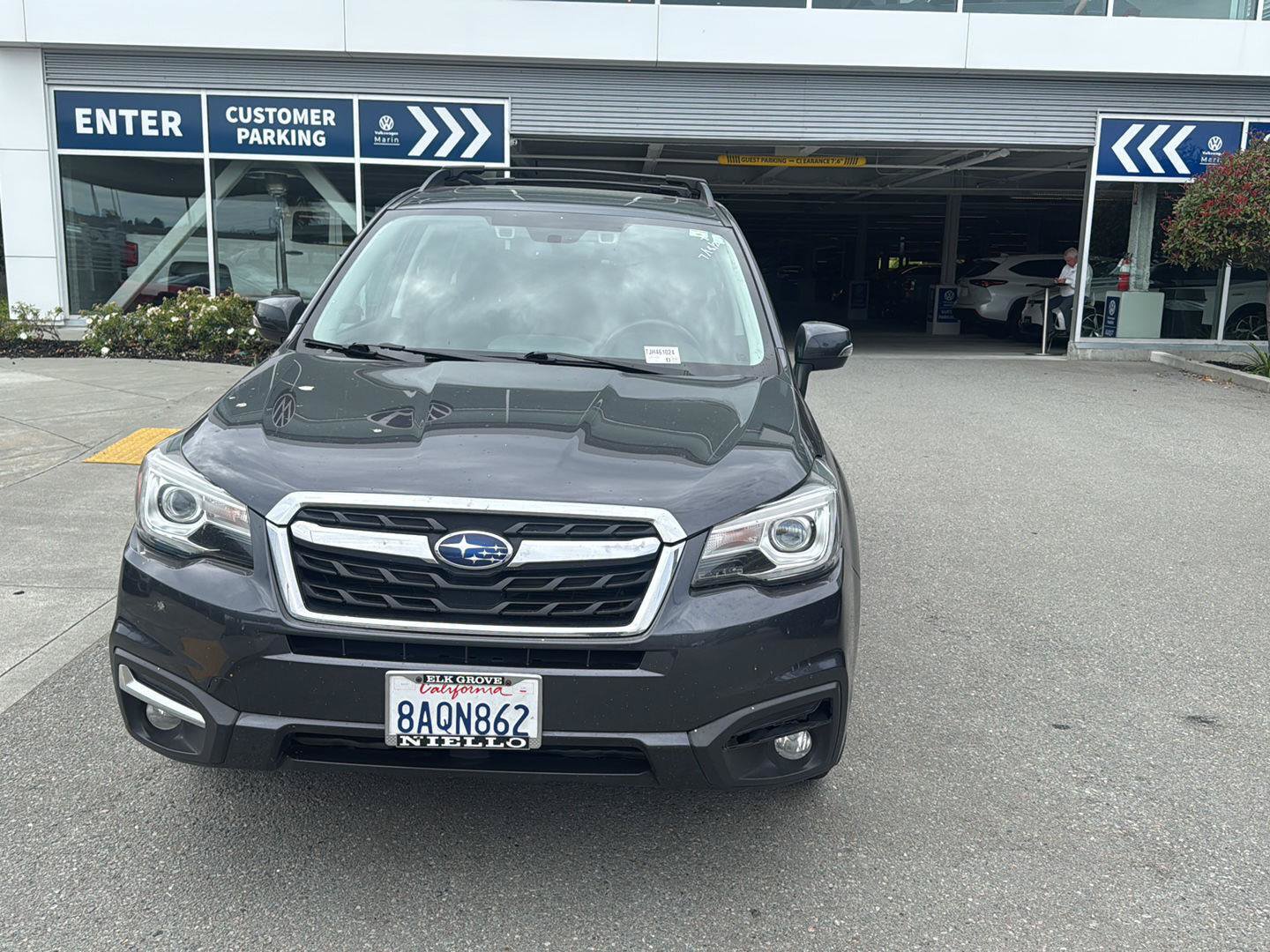Used 2018 Subaru Forester 2.5i Touring AWD/4WD image 3