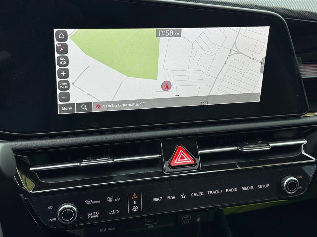 New 2025 Kia Niro SX Touring image 18