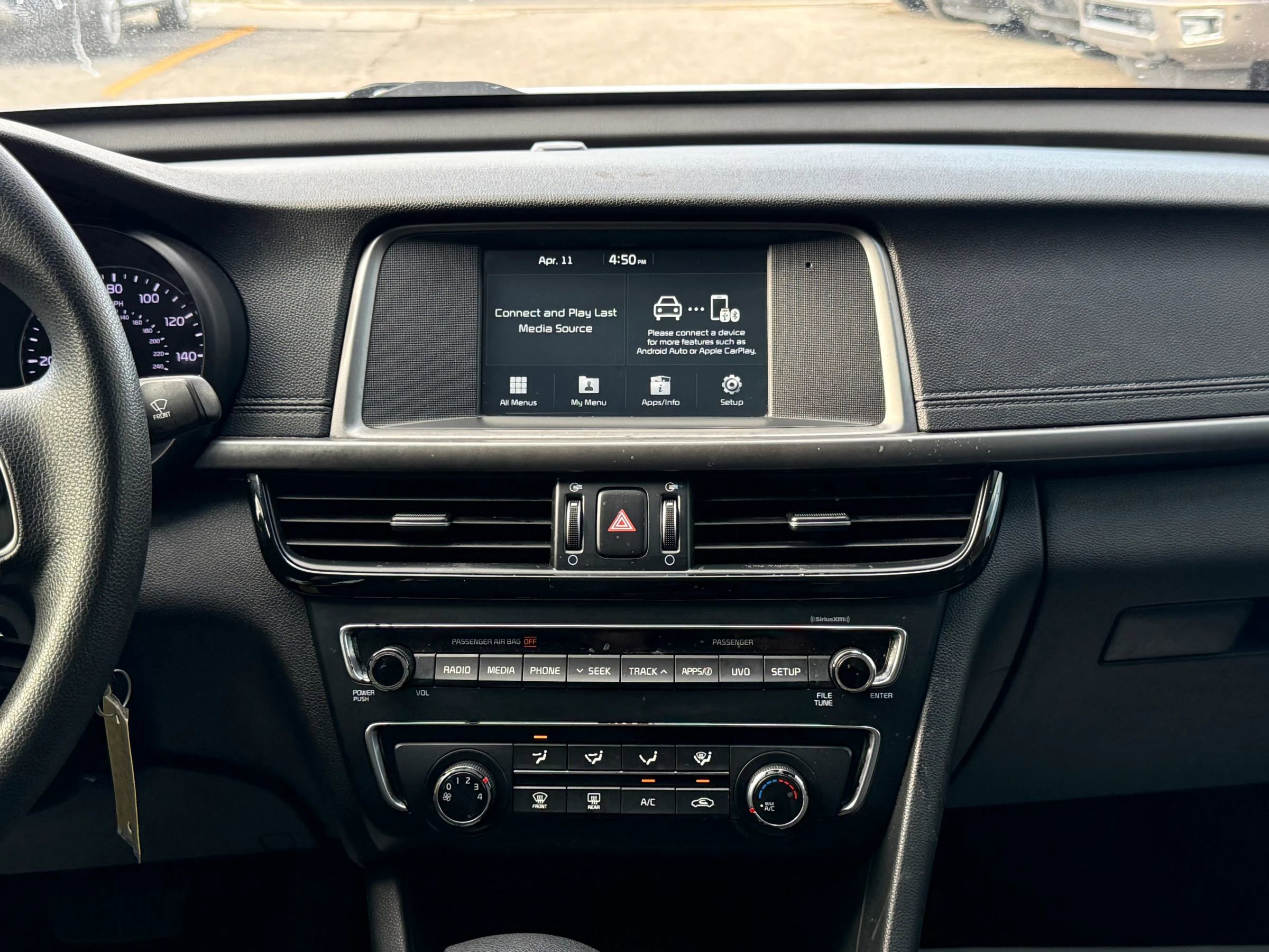 Used 2018 Kia Optima LX image 11