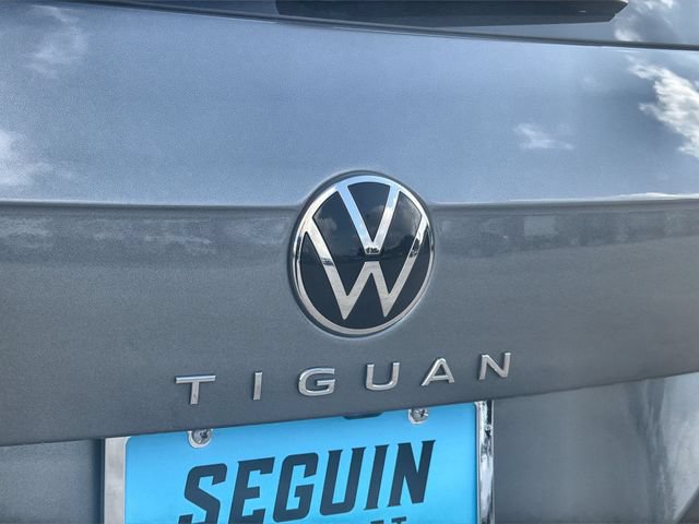 Used 2024 Volkswagen Tiguan SE FWD image 30