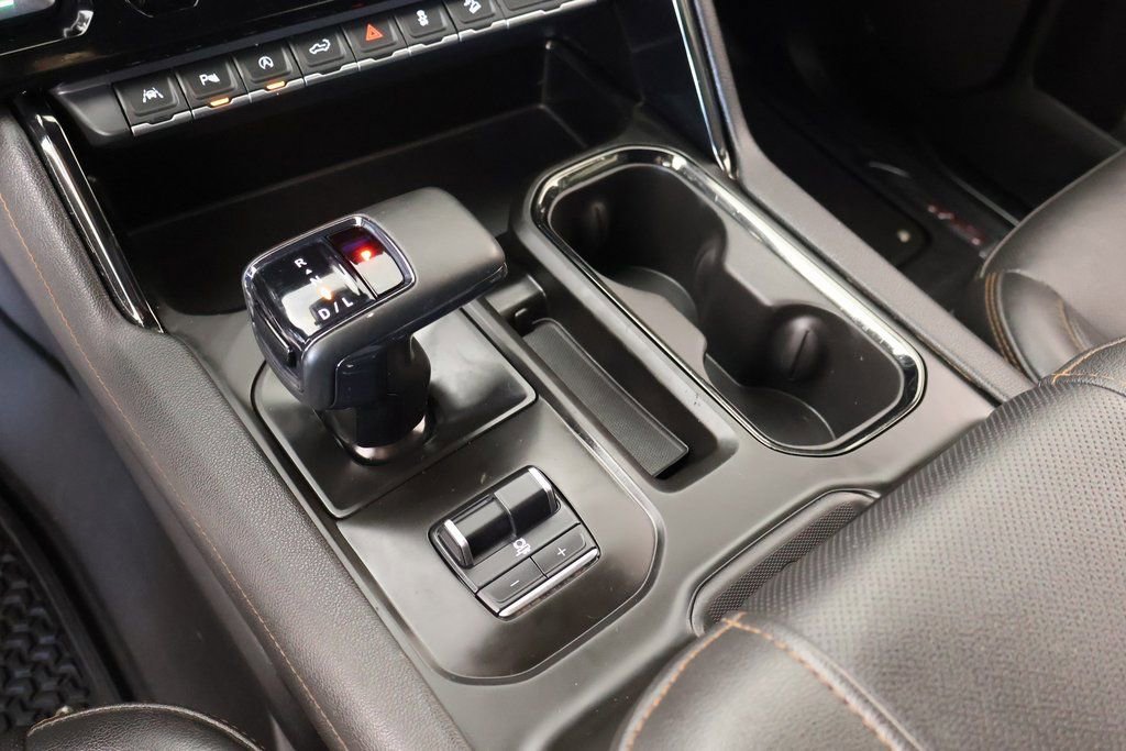 Used 2023 GMC Sierra 1500 AT4 image 8