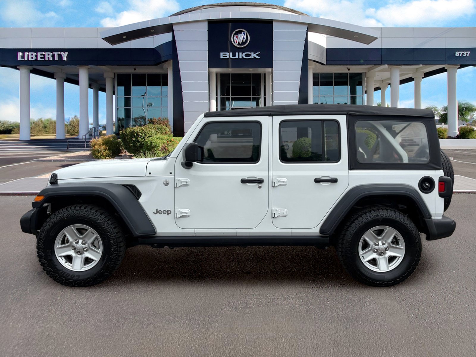Used 2018 Jeep Wrangler Unlimited Sport AWD/4WD image 7