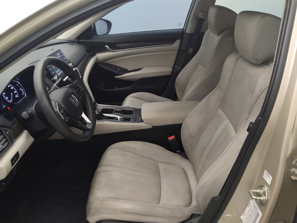 Used 2020 Honda Accord EX image 17