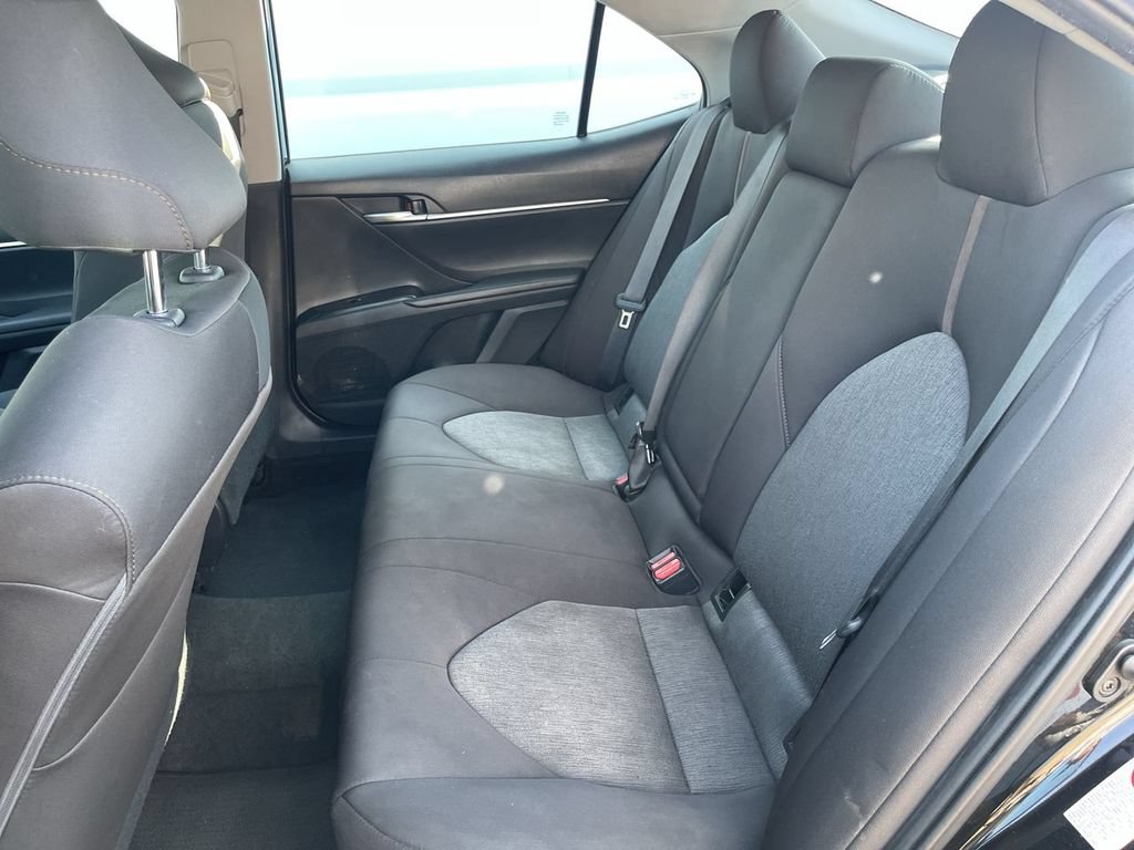 Used 2019 Toyota Camry LE FWD image 8