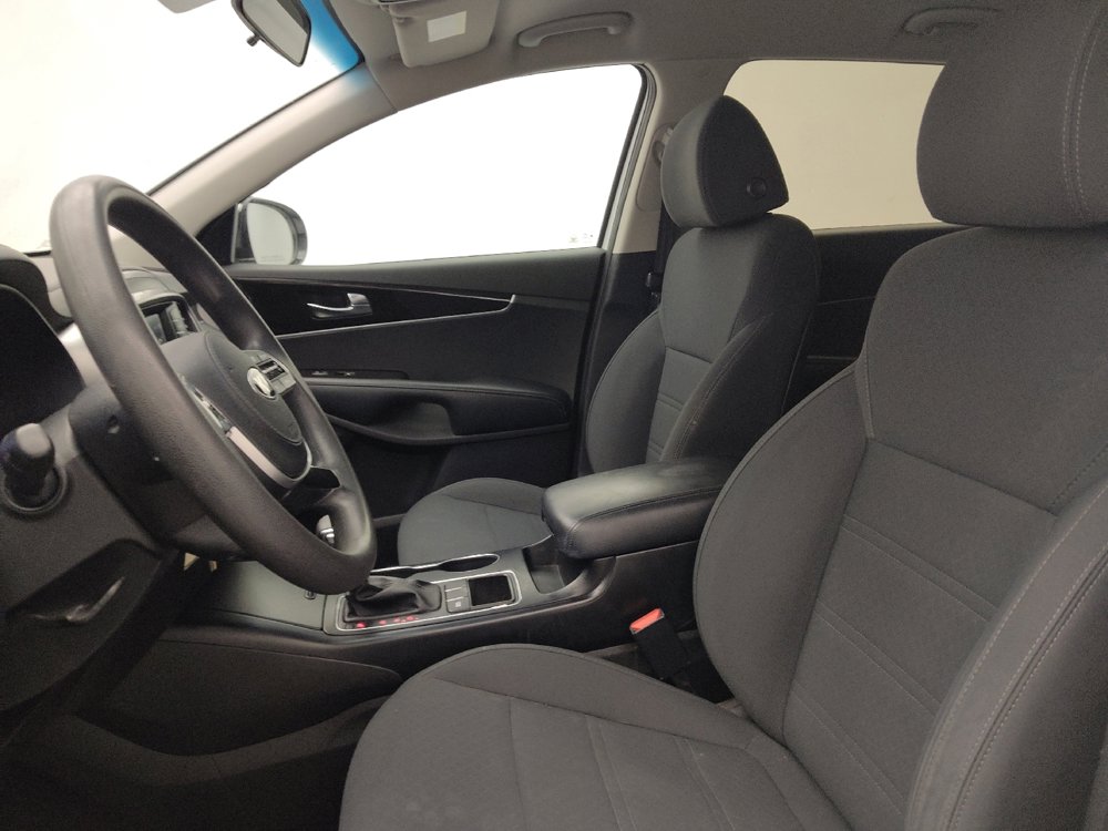 Used 2020 Kia Sorento LX image 17
