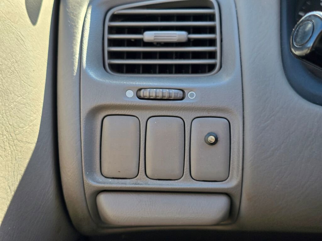 Used 2002 Honda Accord VP image 35