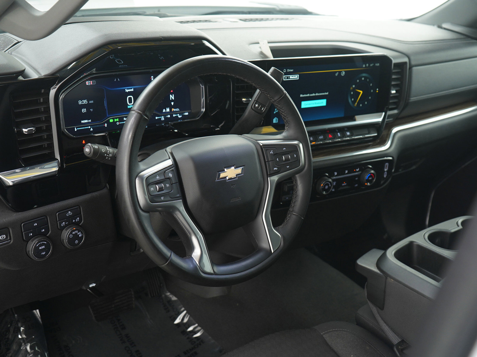 Used 2024 Chevrolet Silverado 2500 LT image 24