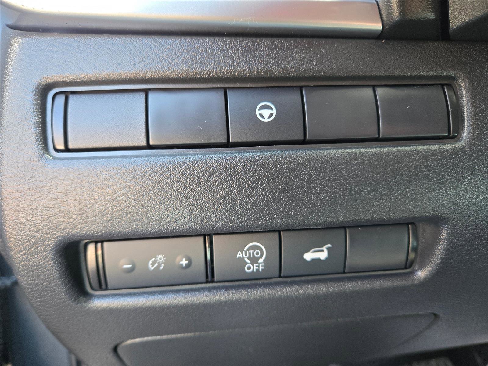 Used 2026 Nissan Rogue SV image 22