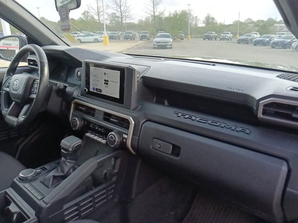 Used 2024 Toyota Tacoma SR image 32