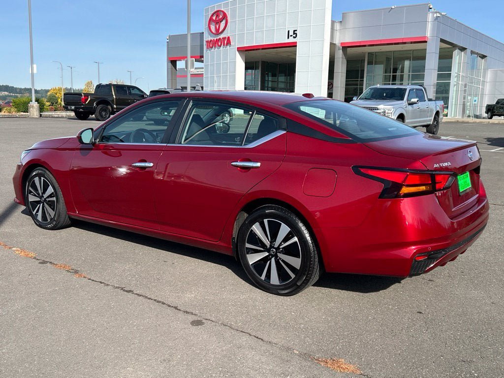 Used 2021 Nissan Altima 2.5 SV FWD image 8