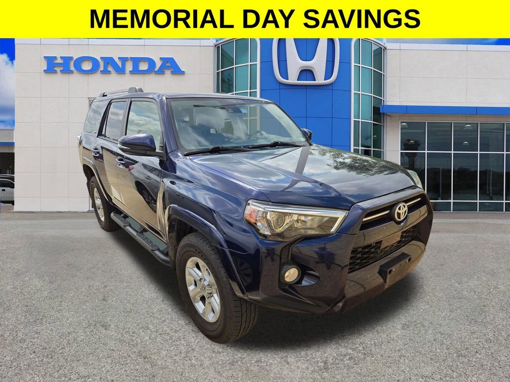 Used 2020 Toyota 4Runner SR5 Premium w/ Moonroof Package AWD/4WD image 24