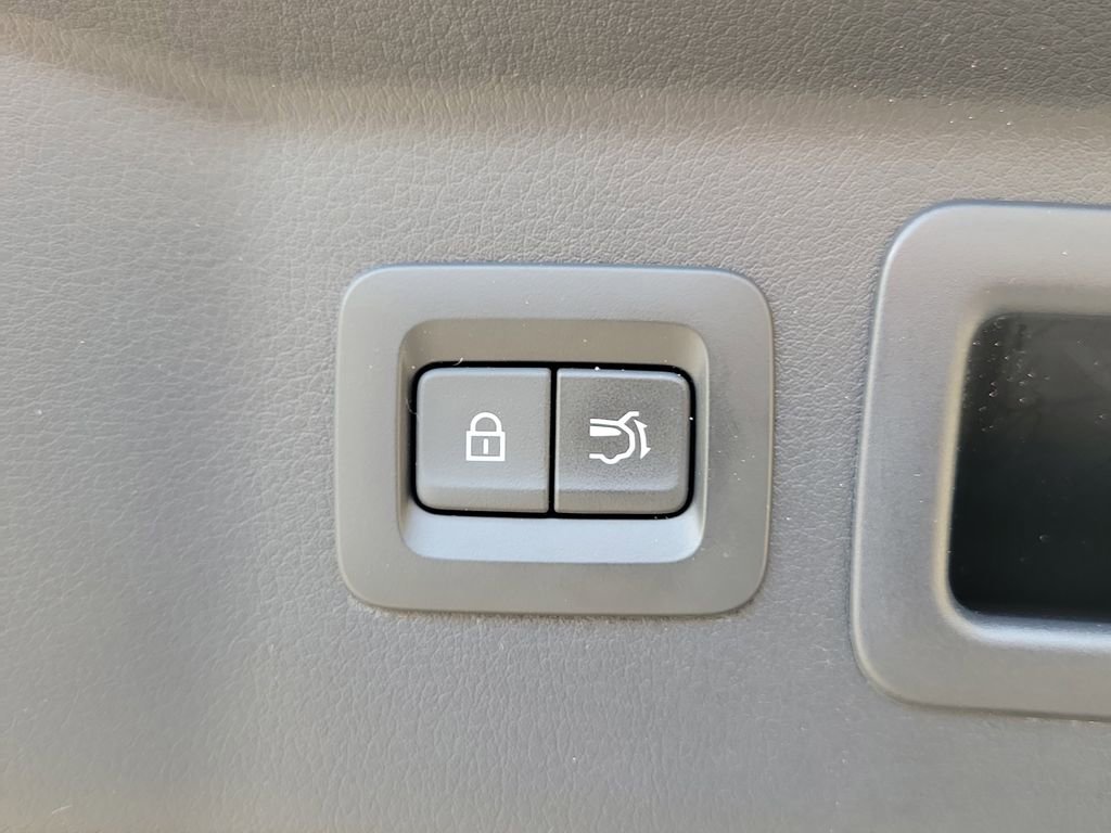 Certified 2025 MAZDA CX-90 Plug-In Hybrid w/Premium Sport image 10