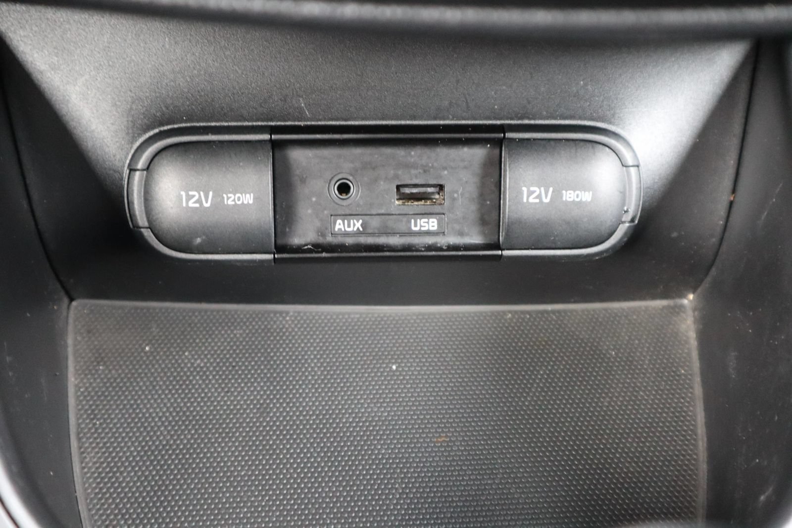 Used 2014 Kia Soul + FWD image 23
