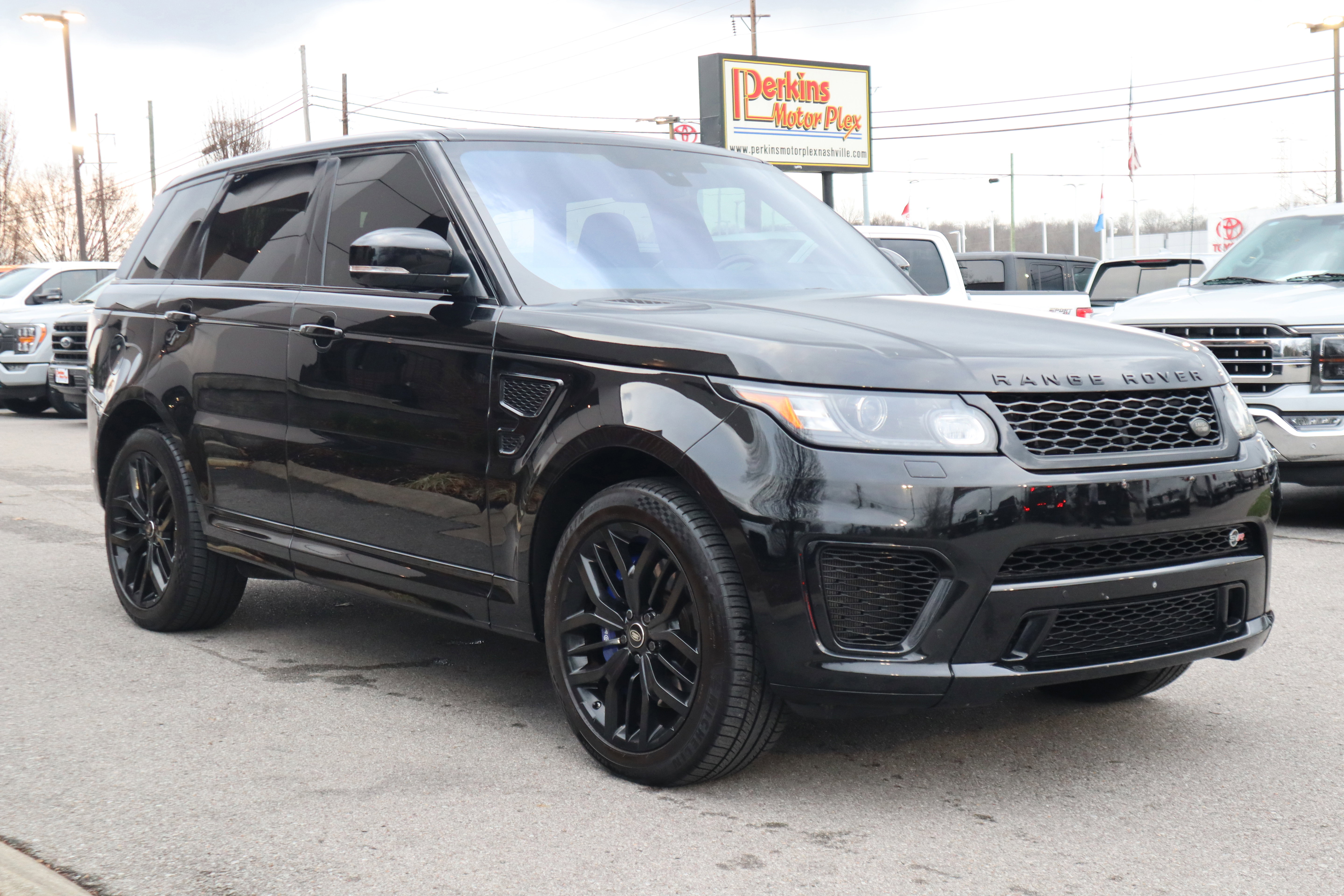 Used 2016 Land Rover Range Rover Sport SVR image 5