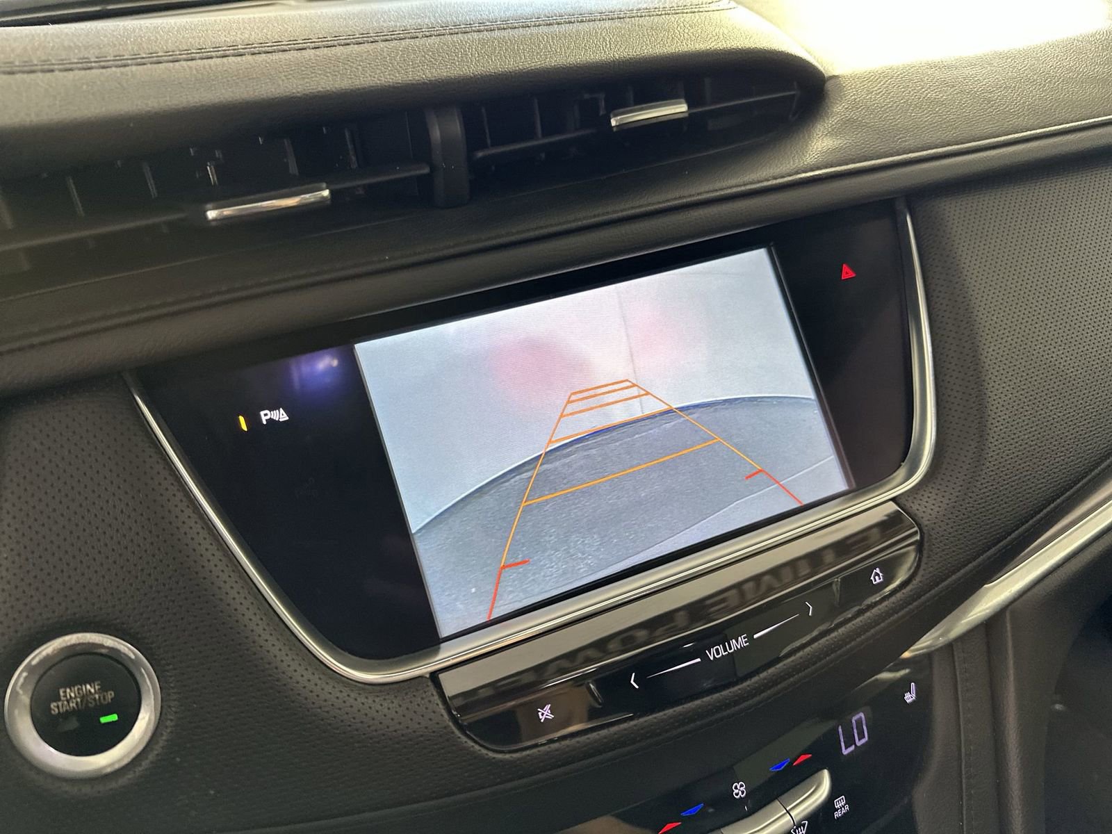 Used 2017 Cadillac XT5 Luxury w/ Driver Awareness Package image 21