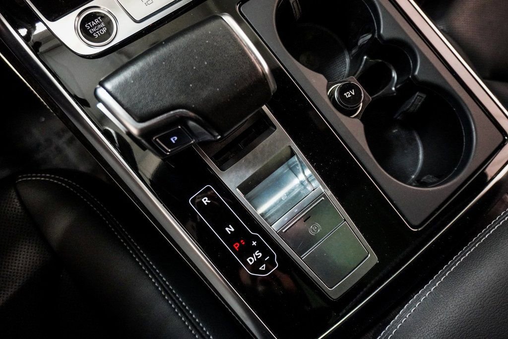 Used 2023 Audi Q8 Prestige w/ Prestige Package image 26