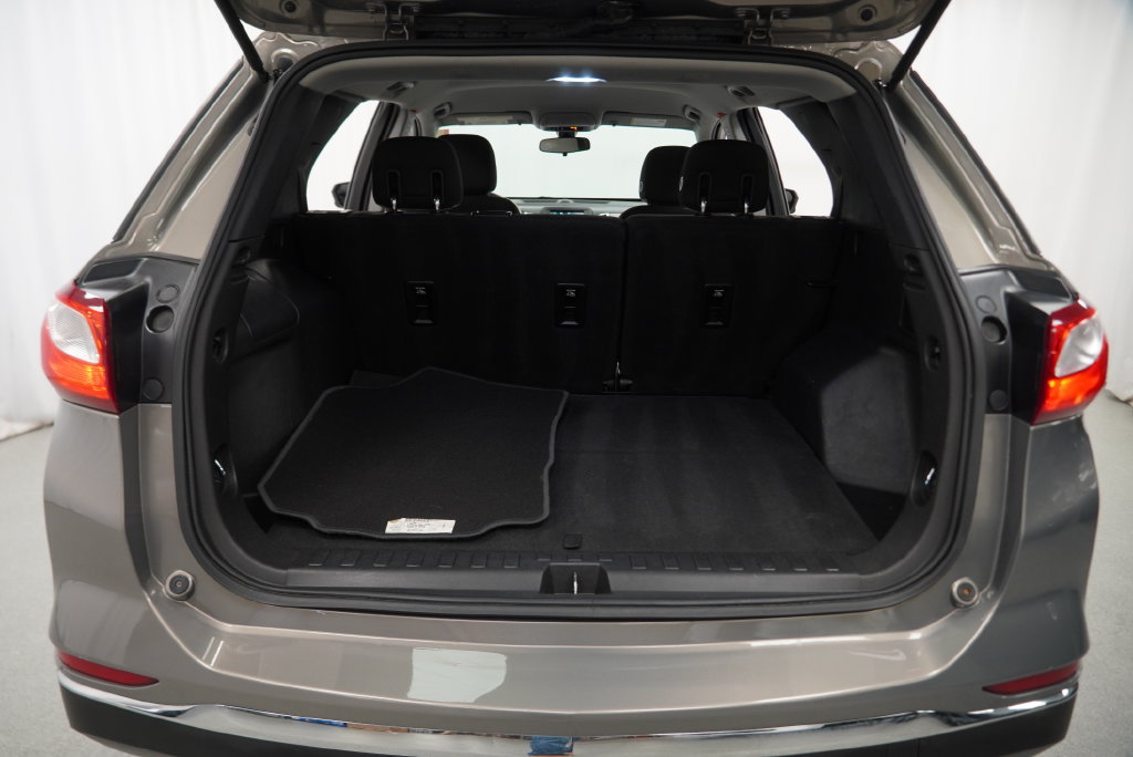Used 2018 Chevrolet Equinox LT FWD image 33
