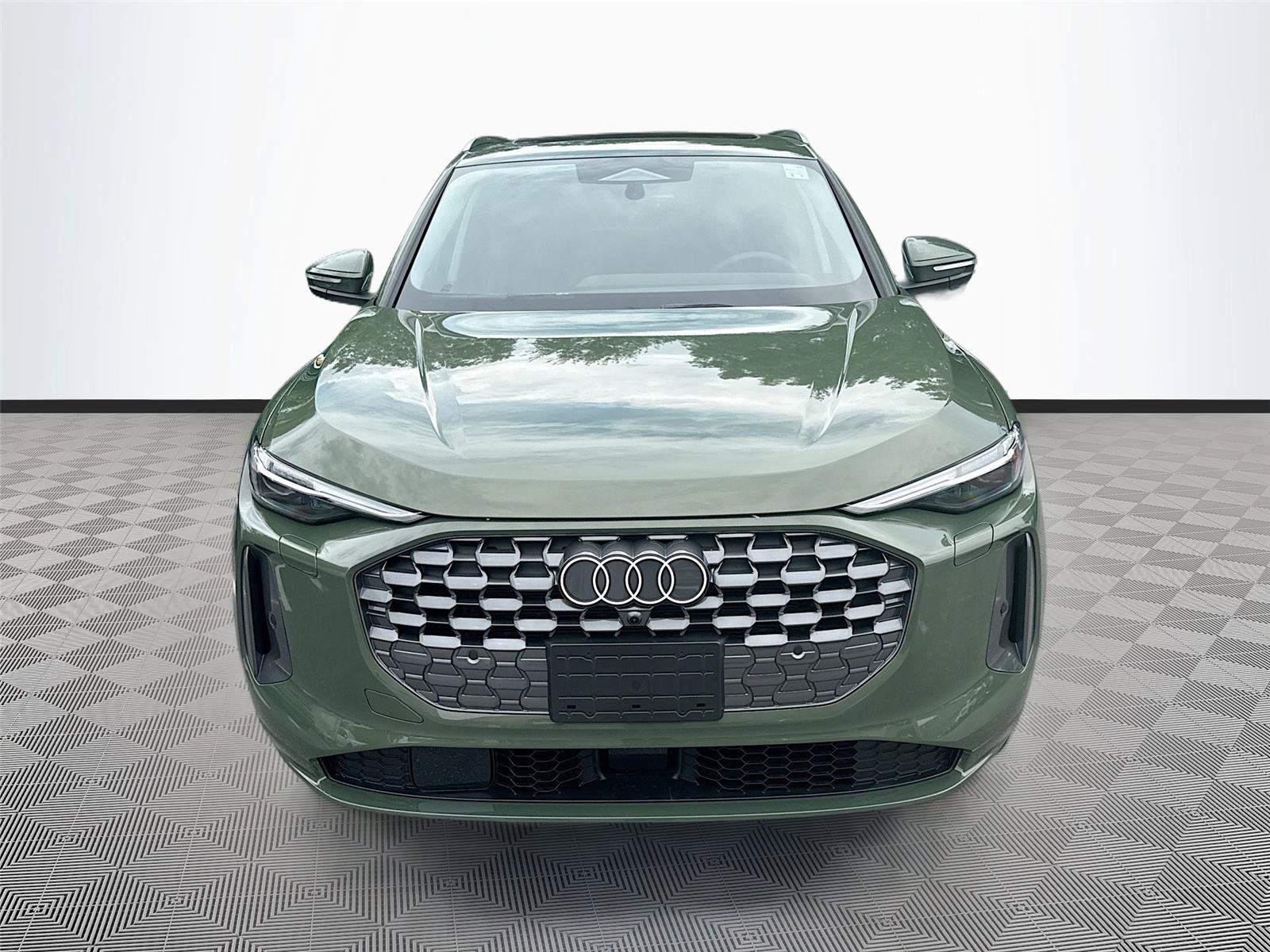 New 2026 Audi Q5 Premium Plus AWD/4WD image 2