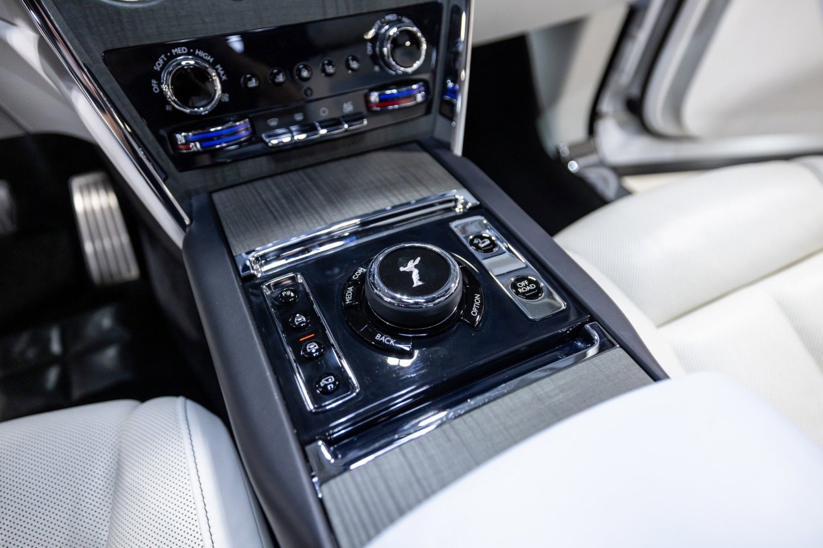 Used 2019 Rolls-Royce Cullinan image 44