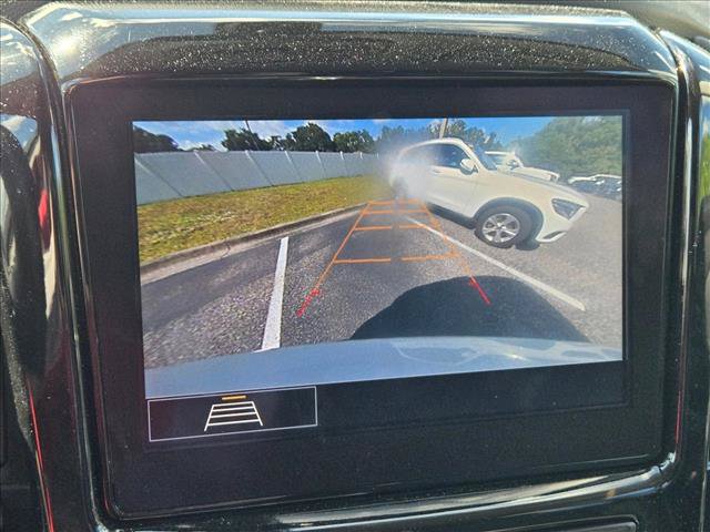 Used 2021 Chevrolet Traverse LT FWD image 15