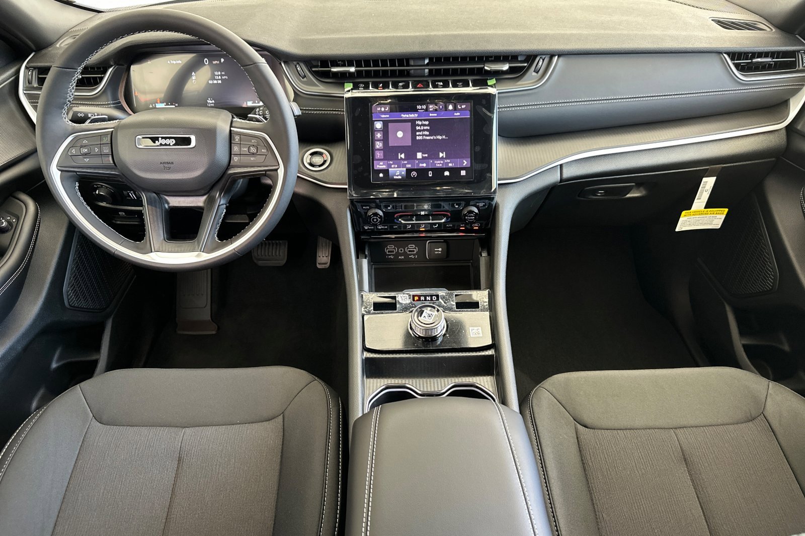 New 2025 Jeep Grand Cherokee L Laredo w/ Luxury Tech Group I image 14