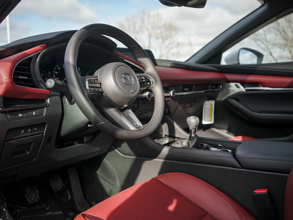 New 2026 MAZDA MAZDA3 2.5 S Hatchback w/ Premium Pkg FWD image 17