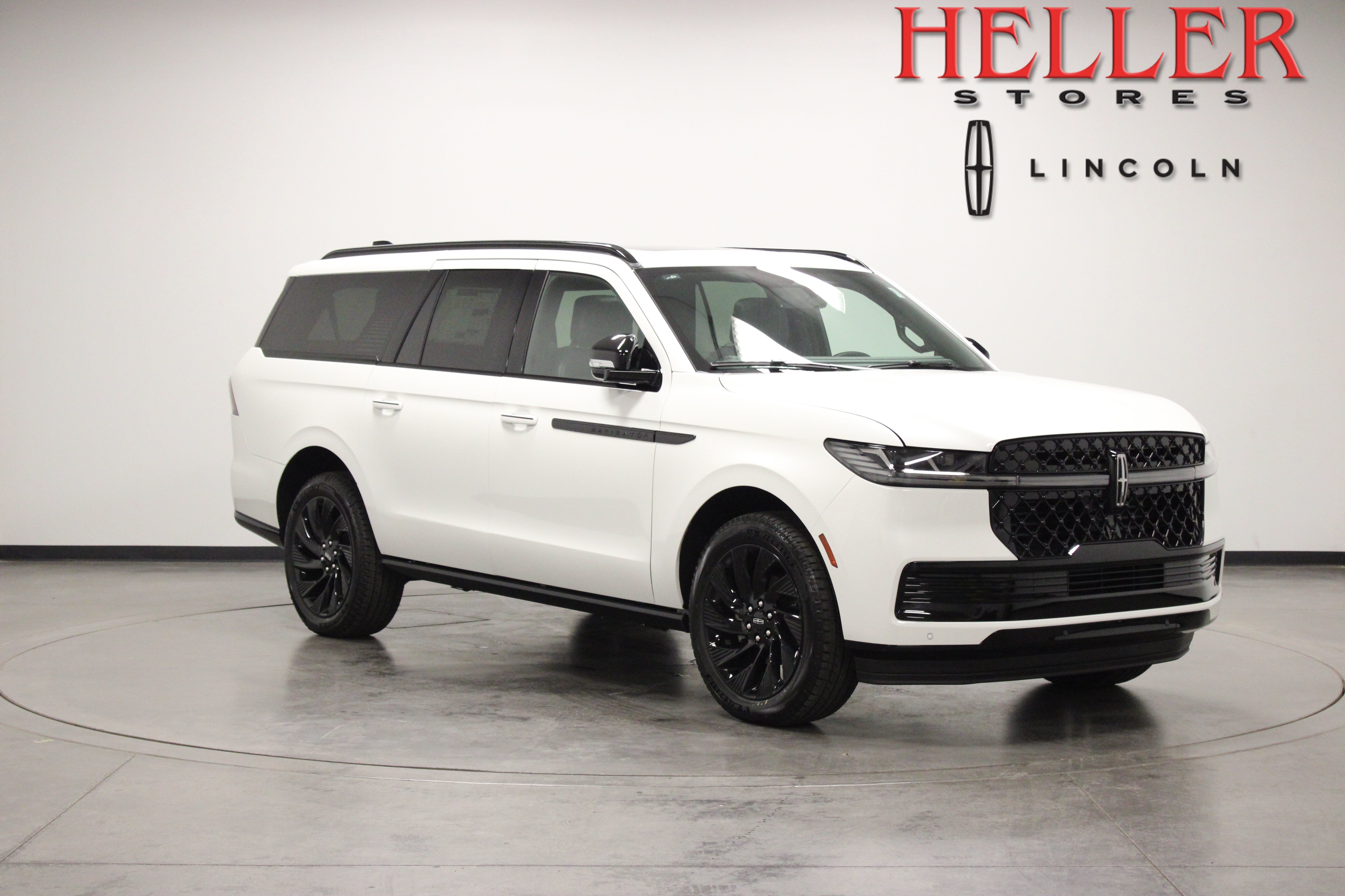 New 2027 Lincoln Navigator L Reserve w/ Jet Appearance Package AWD/4WD image 1