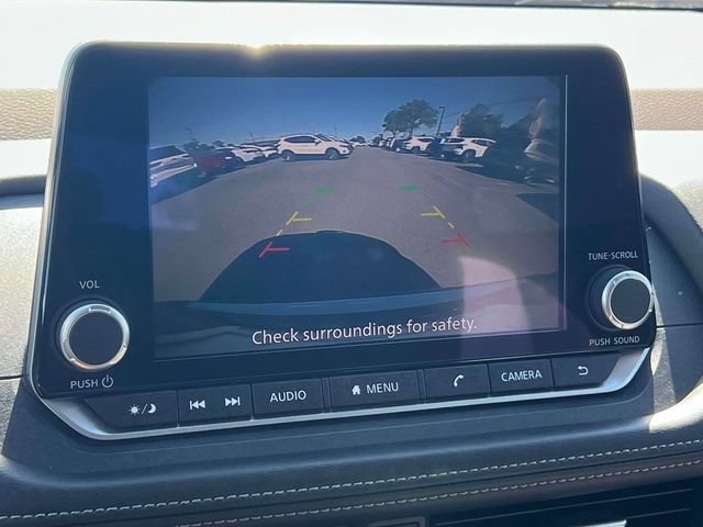 Used 2023 Nissan Rogue SV AWD/4WD image 33