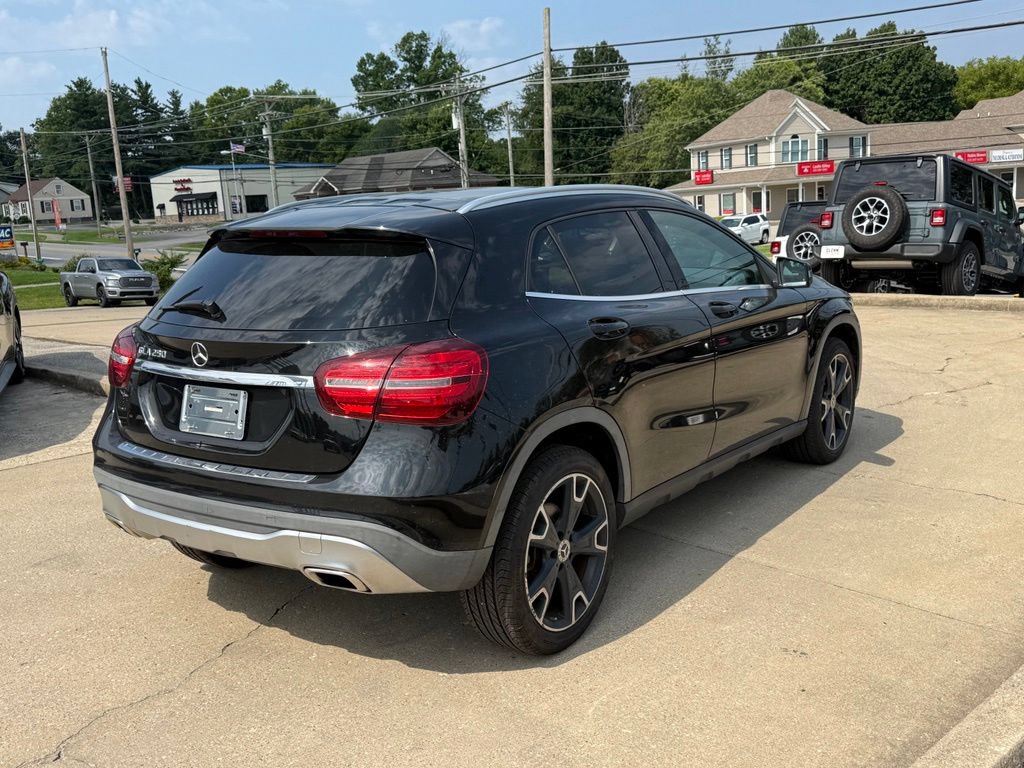 Used 2019 Mercedes-Benz GLA 250 w/ Convenience Package image 6