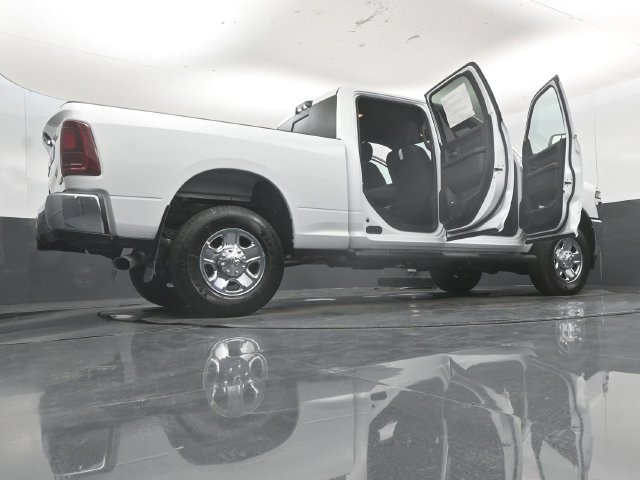 New 2027 RAM 3500 Tradesman AWD/4WD image 61