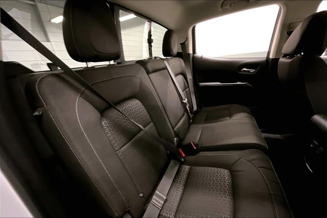 Used 2022 GMC Canyon Elevation image 25
