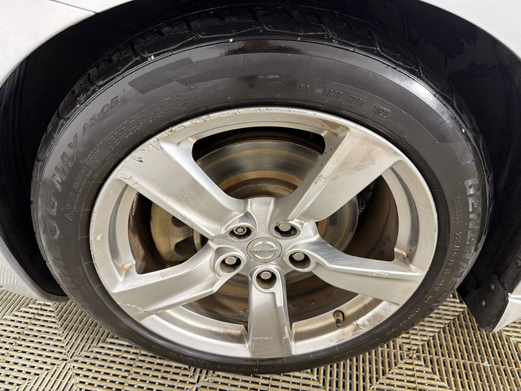 Used 2009 Nissan 370Z Touring w/ Aerodynamics Pkg image 11