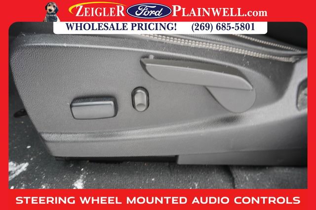 Used 2022 GMC Canyon Denali w/ Denali Black Edition Package image 12