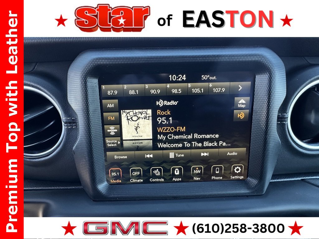 Used 2023 Jeep Wrangler Unlimited Sahara w/ Cold Weather Group image 21