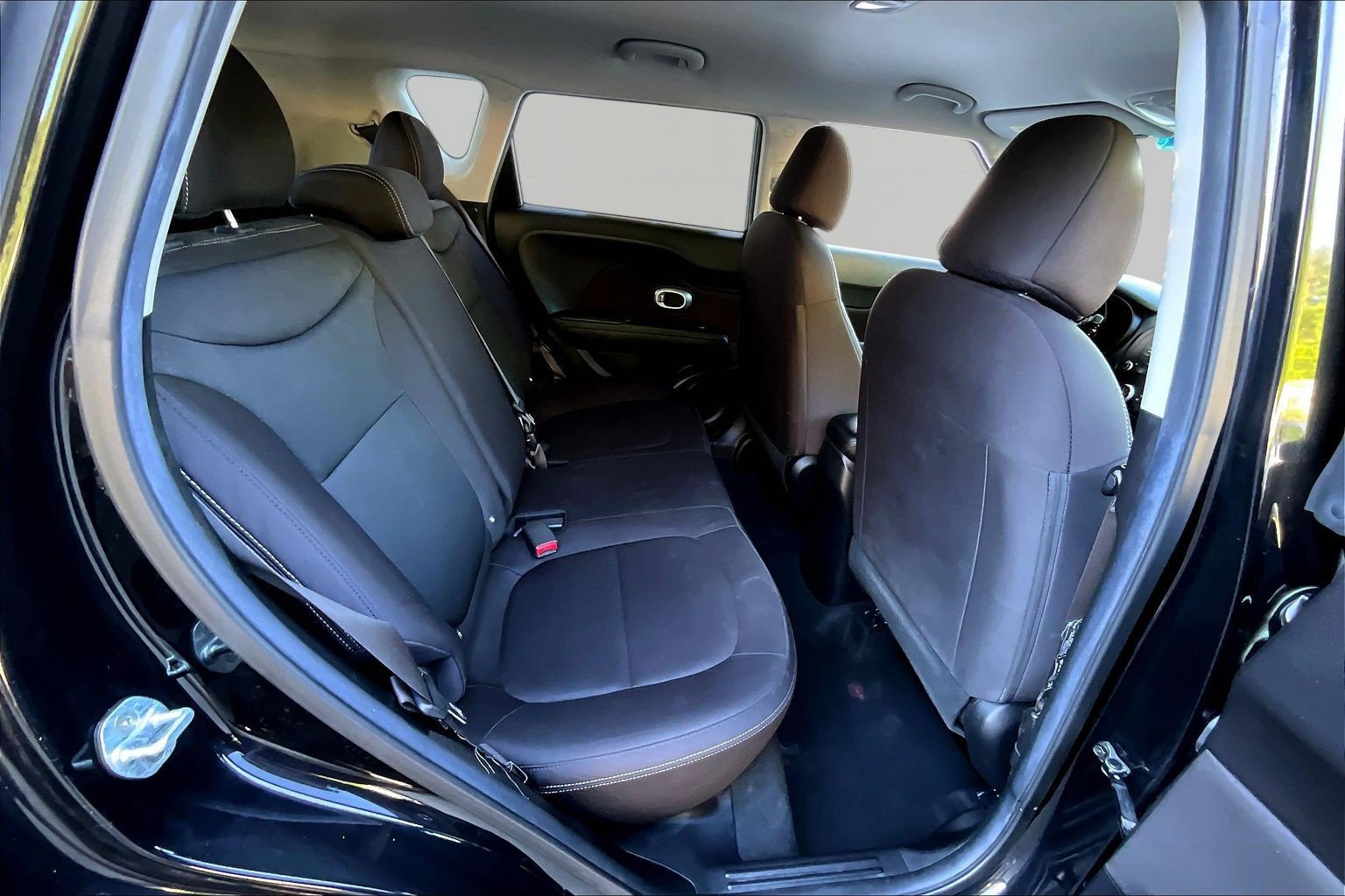 Used 2017 Kia Soul FWD image 25