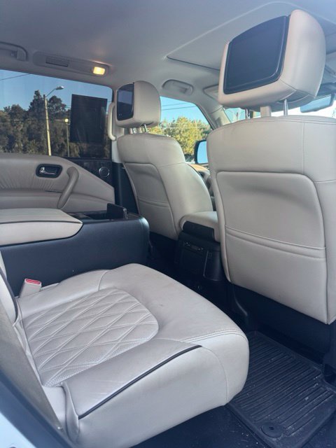 Used 2023 Nissan Armada Platinum w/ Captain's Chairs Package AWD/4WD image 11