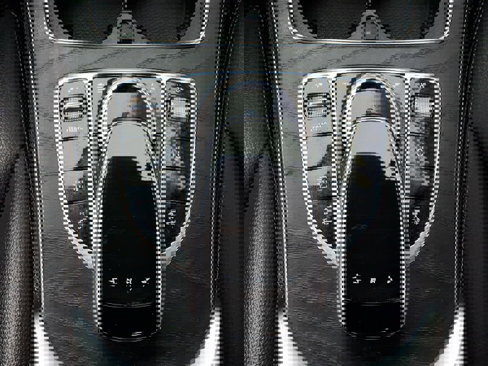 Used 2019 Mercedes-Benz GLC 350e 4MATIC image 20