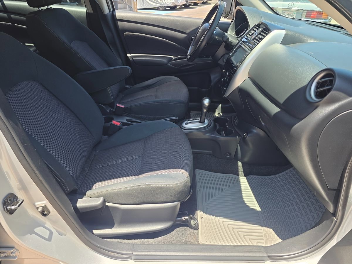 Used 2017 Nissan Versa FWD image 14