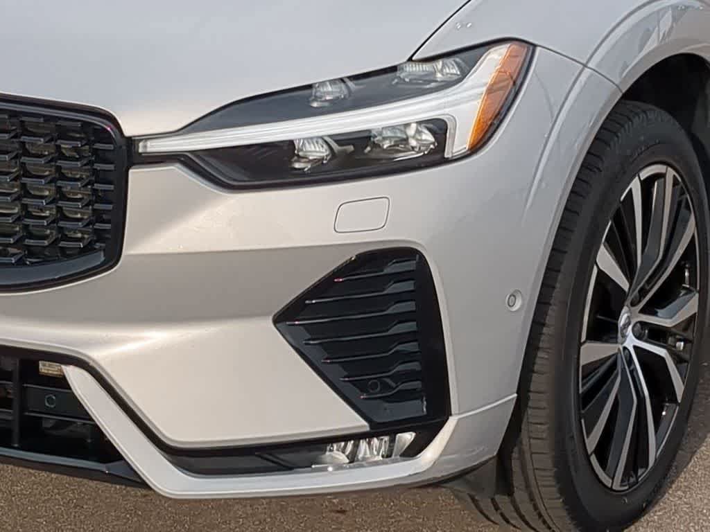 Certified 2023 Volvo XC60 B5 Plus w/ Climate Package AWD/4WD image 10