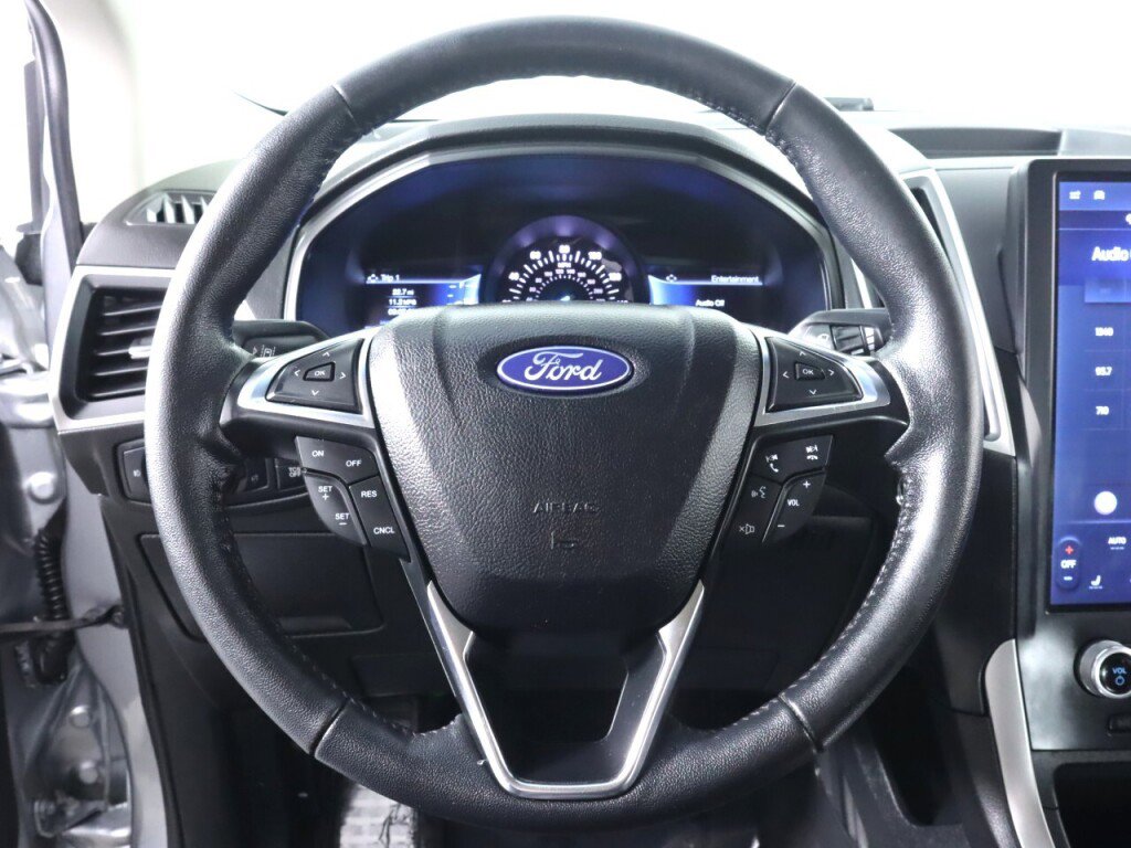Used 2022 Ford Edge SEL w/ Convenience Package AWD/4WD image 11